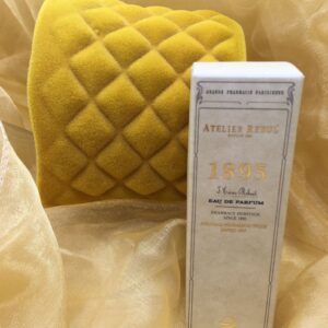 Yellow Velvet Pineapple by A Dream Design - Afbeelding 3