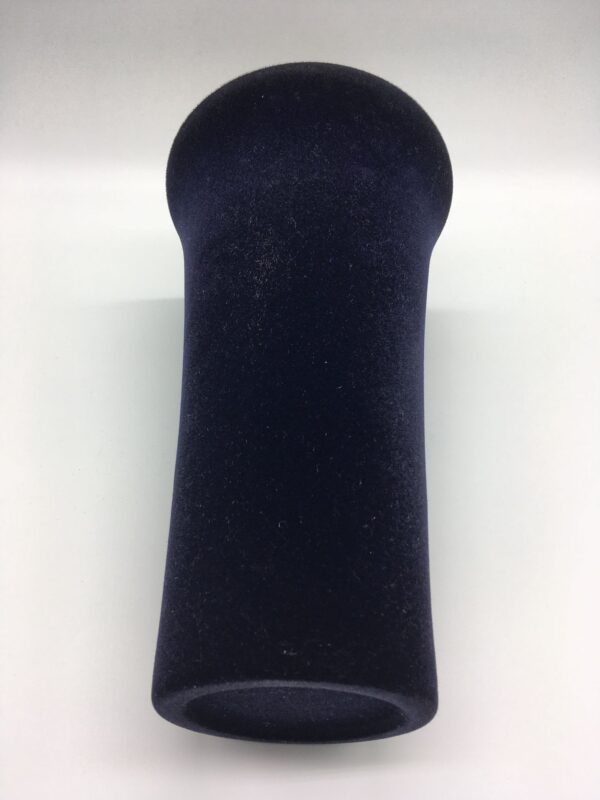 Dark Blue Velvet Vase bij A Dream Design